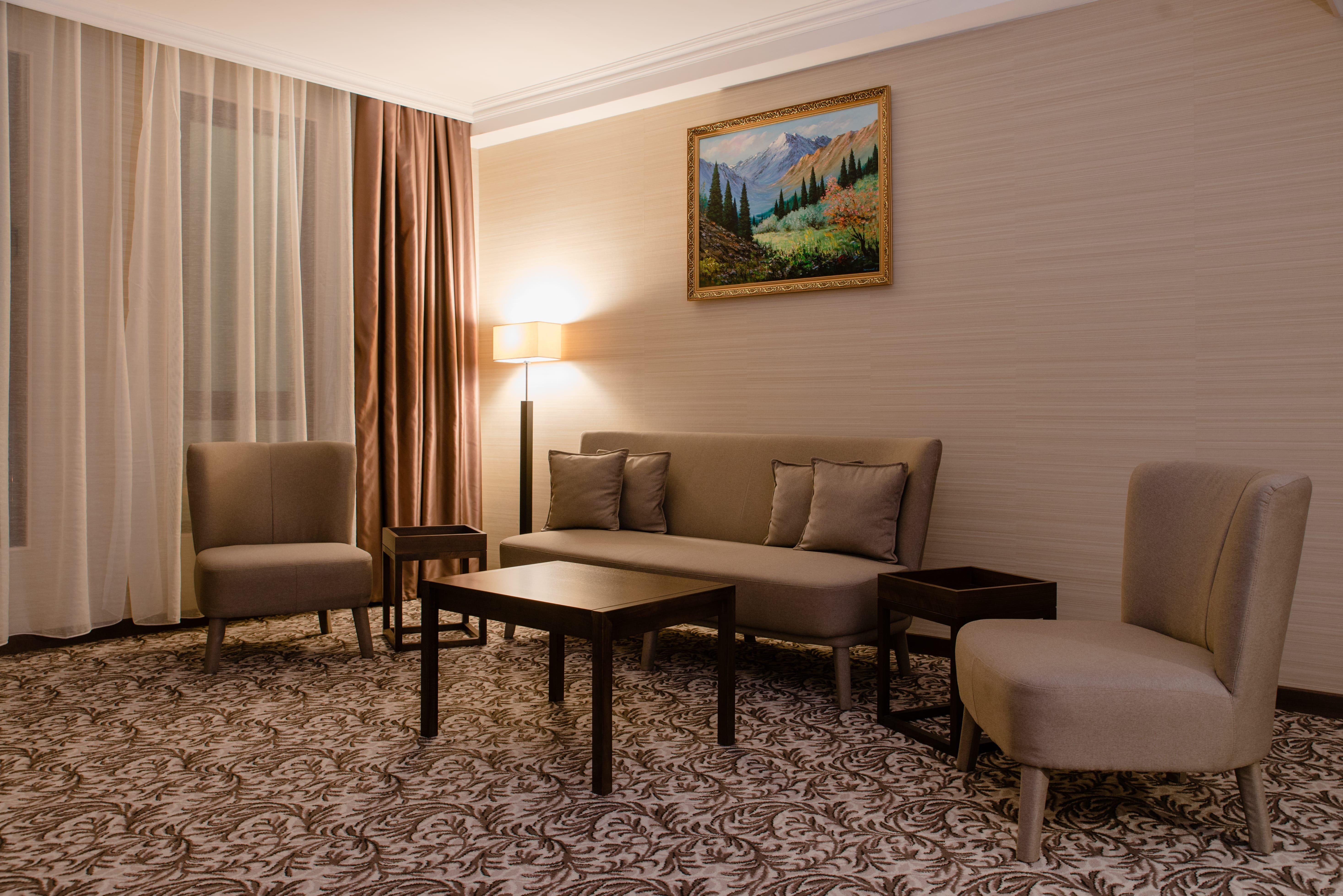 Holiday Inn Aktau By Ihg Dış mekan fotoğraf