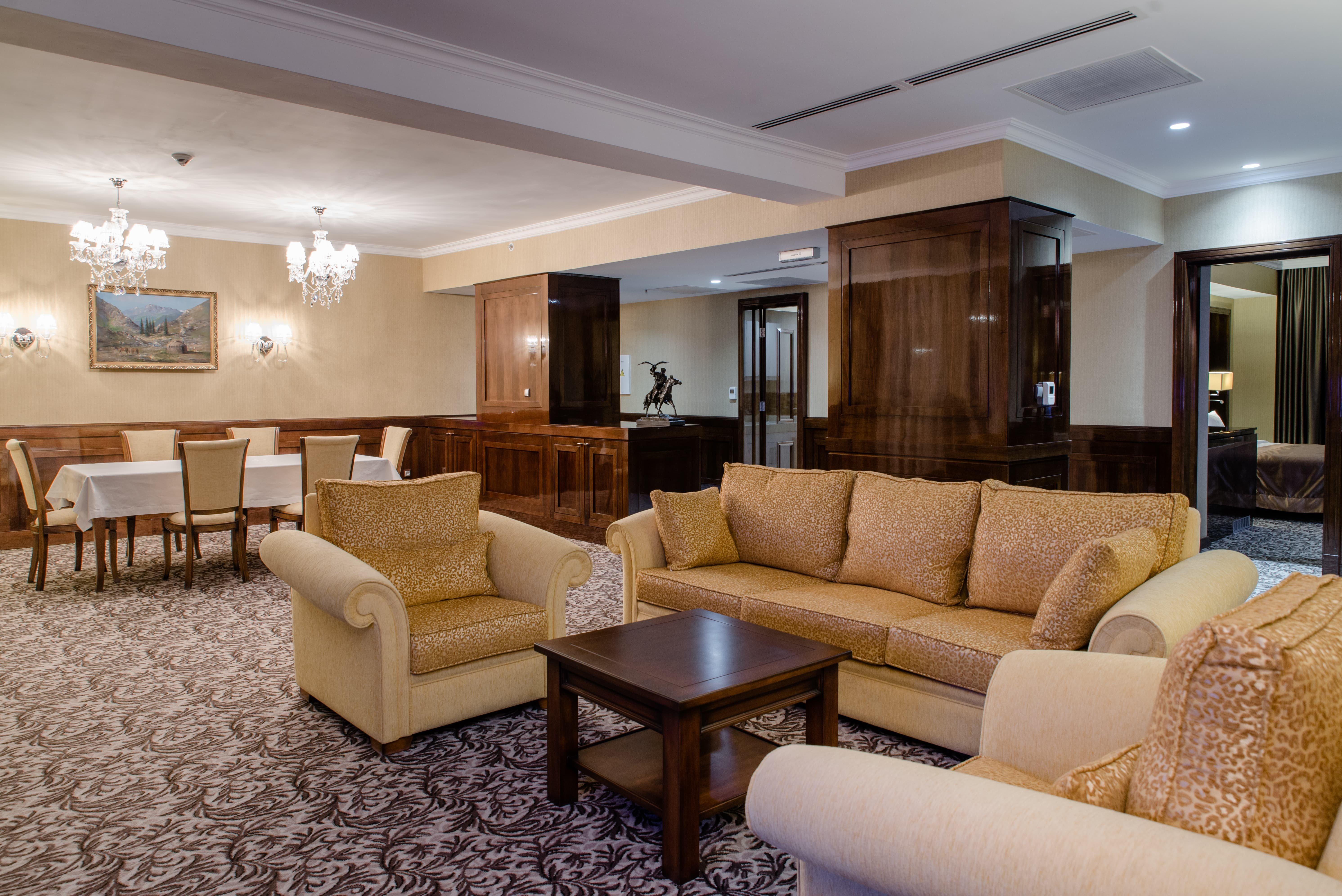 Holiday Inn Aktau By Ihg Dış mekan fotoğraf