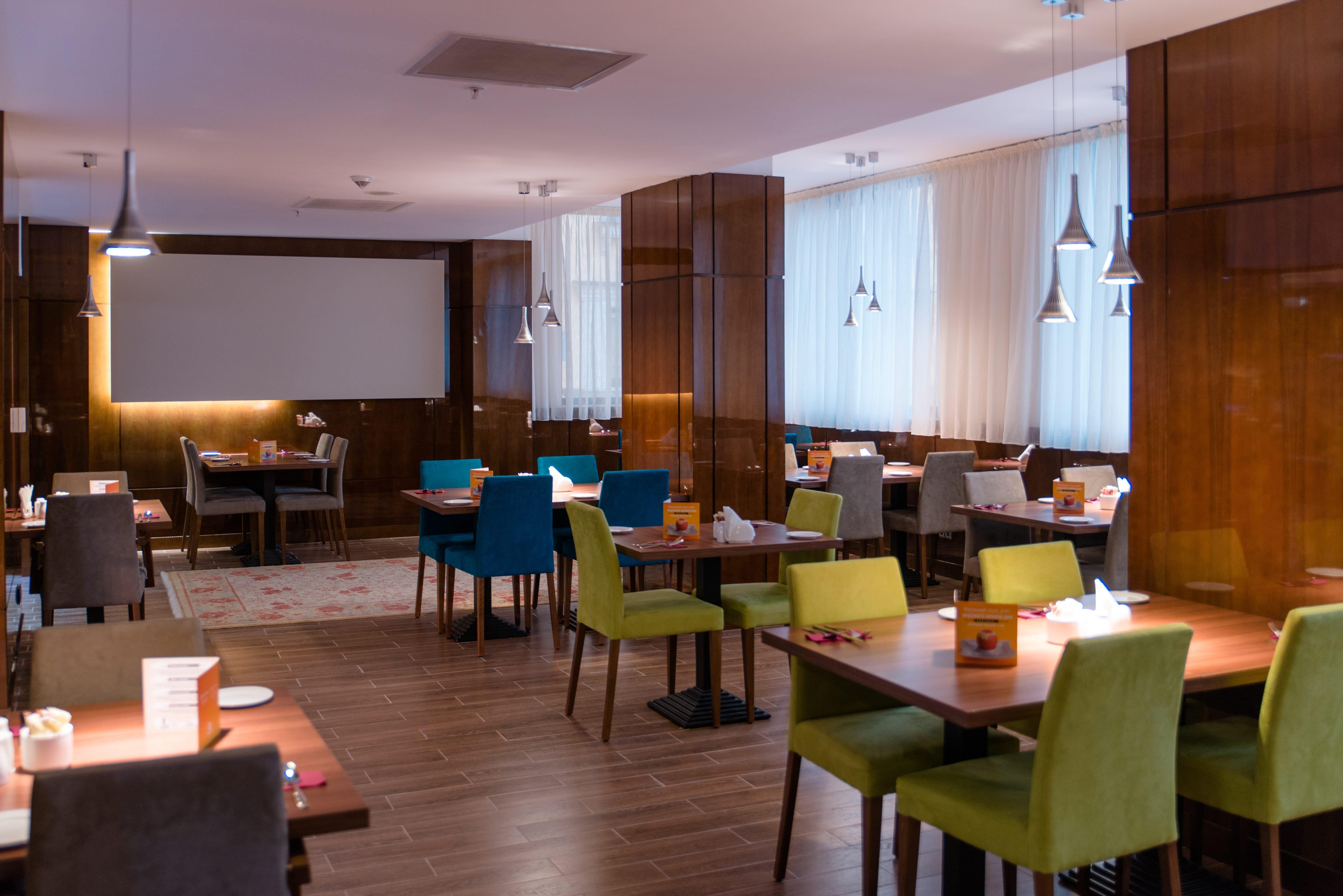 Holiday Inn Aktau By Ihg Dış mekan fotoğraf